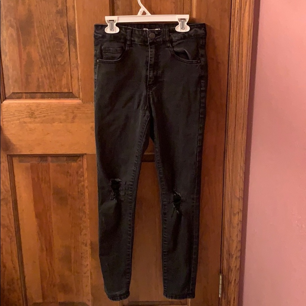 Refuge Black Jeans